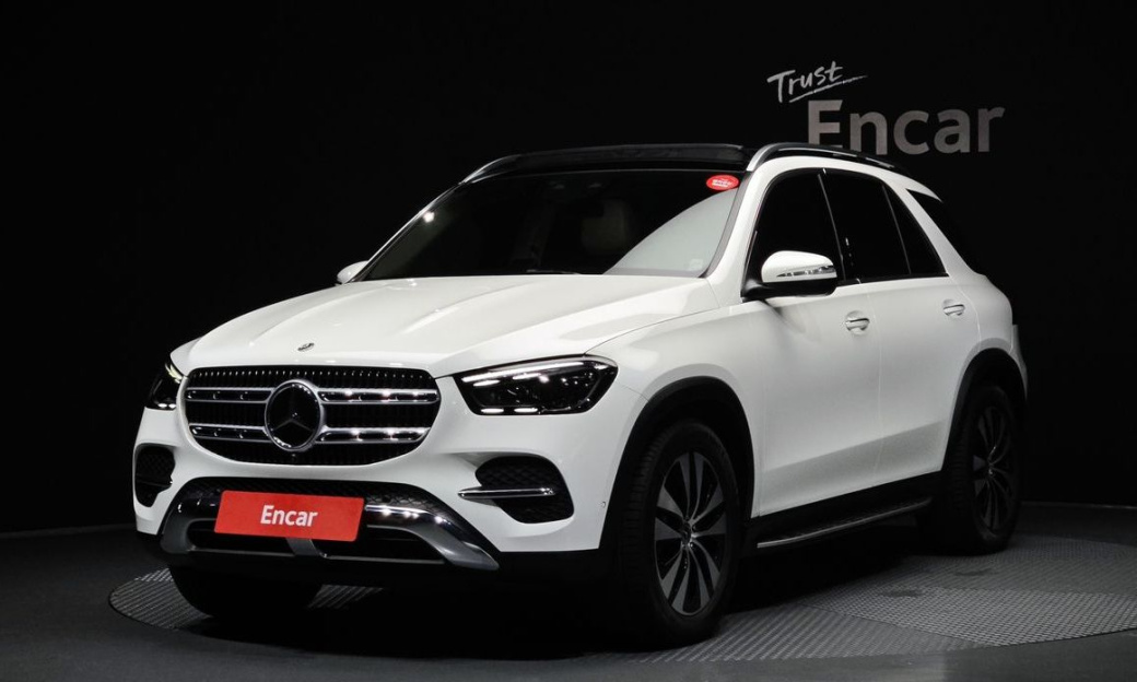 Mercedes-Benz GLE-Class GLE300d 4MATIC, 2024