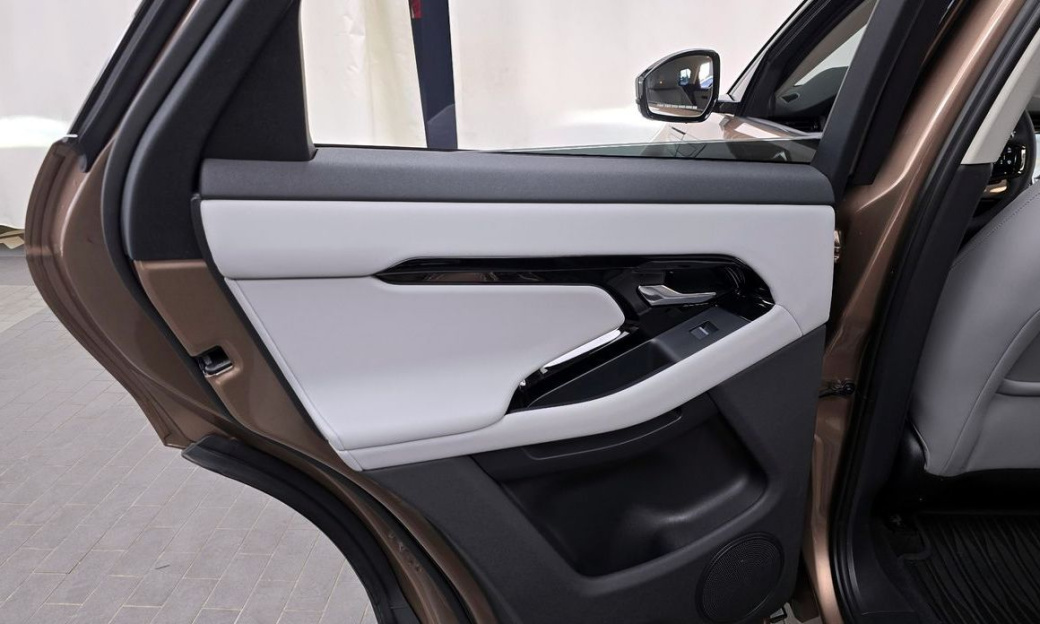Land Rover Range Rover Evoque P250 S, 2025
