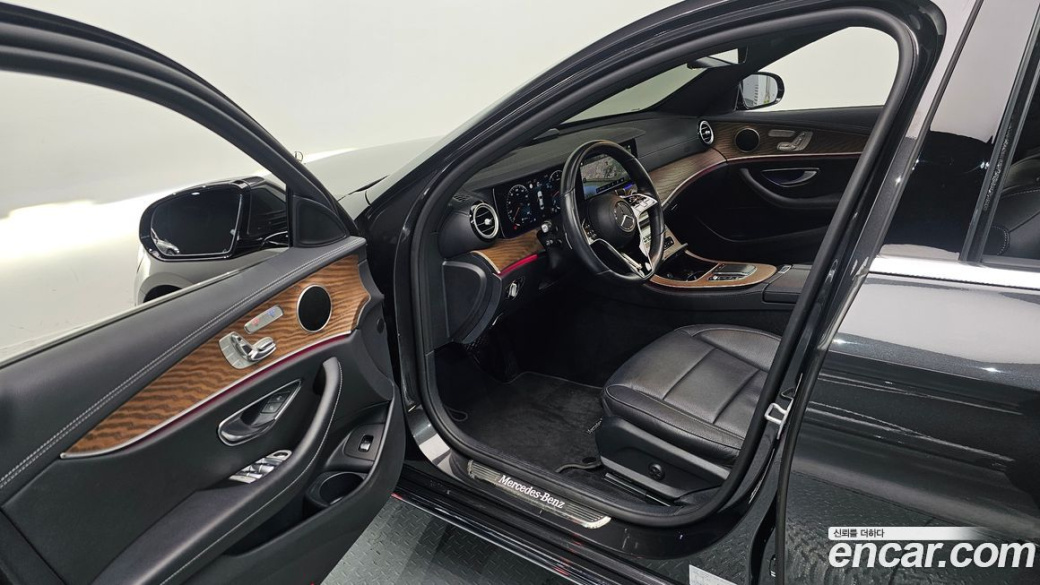 Mercedes-Benz E-Class E250 Exclusive, 2022