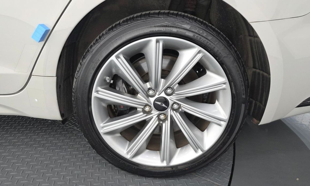 Genesis G70 Gasoline 2.5T 2WD, 2024
