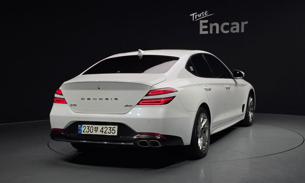 Genesis G70 Gasoline 2.0T 4WD, 2021