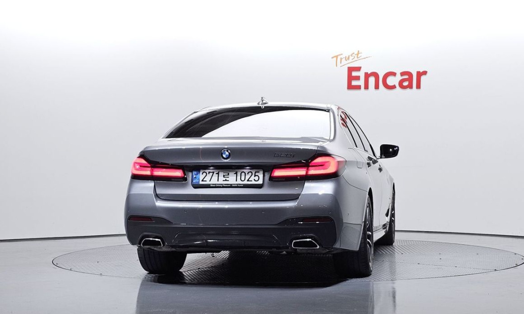 BMW 5-Series 520i M Sport, 2023