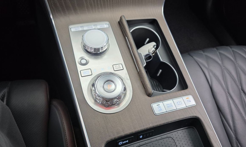 Genesis G80 Gasoline 2.5 Turbo AWD, 2025