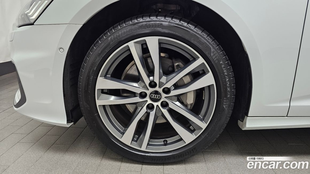Audi A6 45 TFSI Premium, 2023