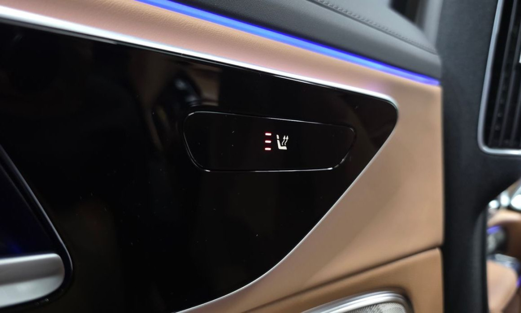 Mercedes-Benz E-Class E450 4MATIC Exclusive, 2024