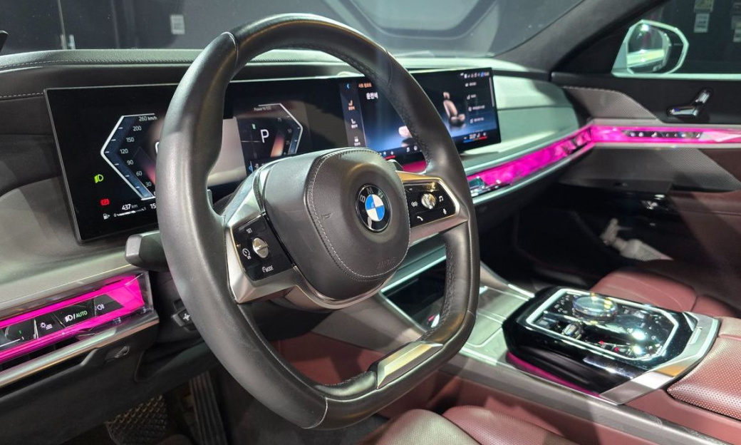 BMW 7-Series 740i sDrive Design Pure Excellence, 2023