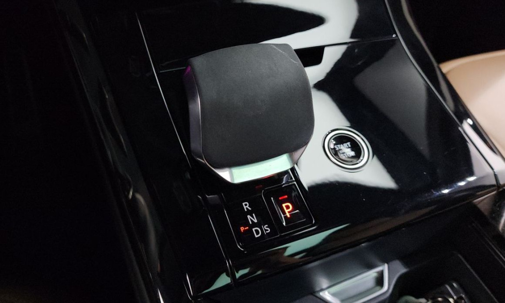 Land Rover Range Rover Sport P360 HSE Dynamic, 2024