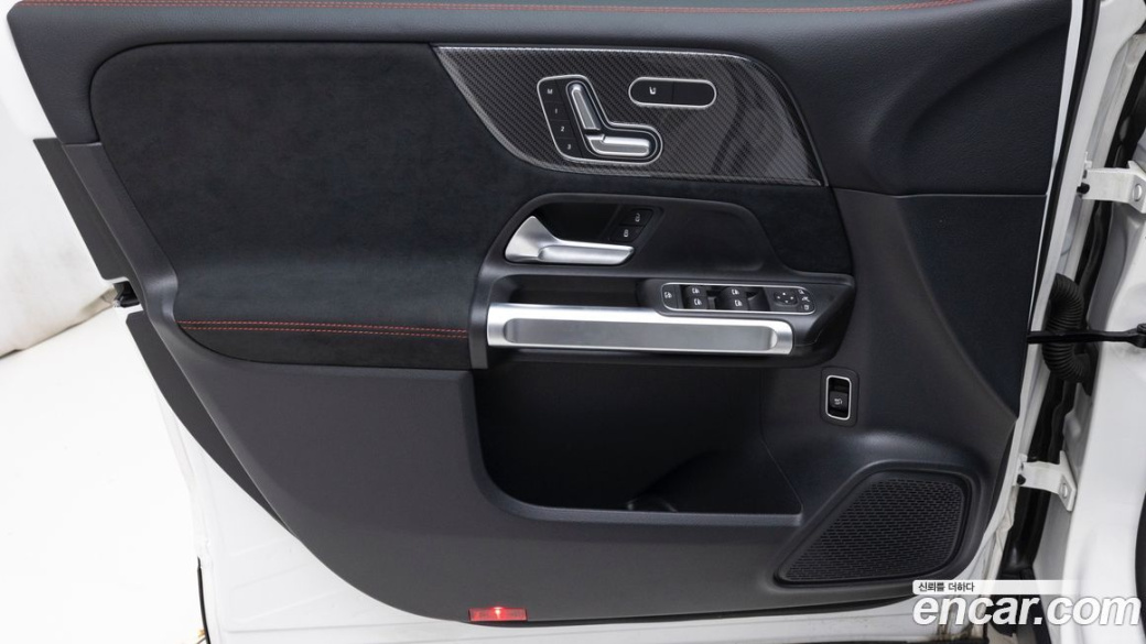 Mercedes-Benz GLB-Class AMG GLB35 4MATIC, 2025