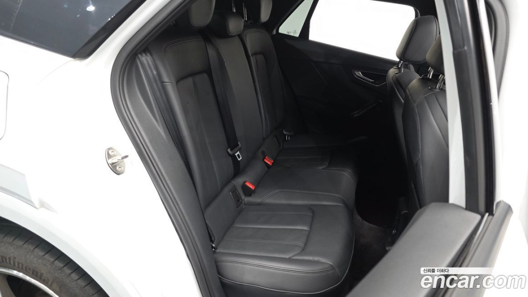 Audi Q2 35 TDI Premium, 2023