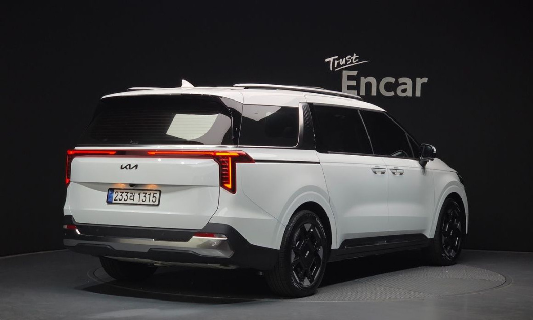 Kia Carnival 9-Seater Noblesse, 2025