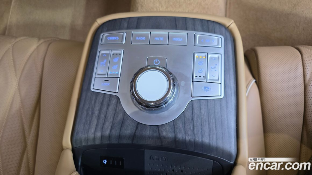 Genesis G80 Gasoline 2.5 Turbo AWD, 2025
