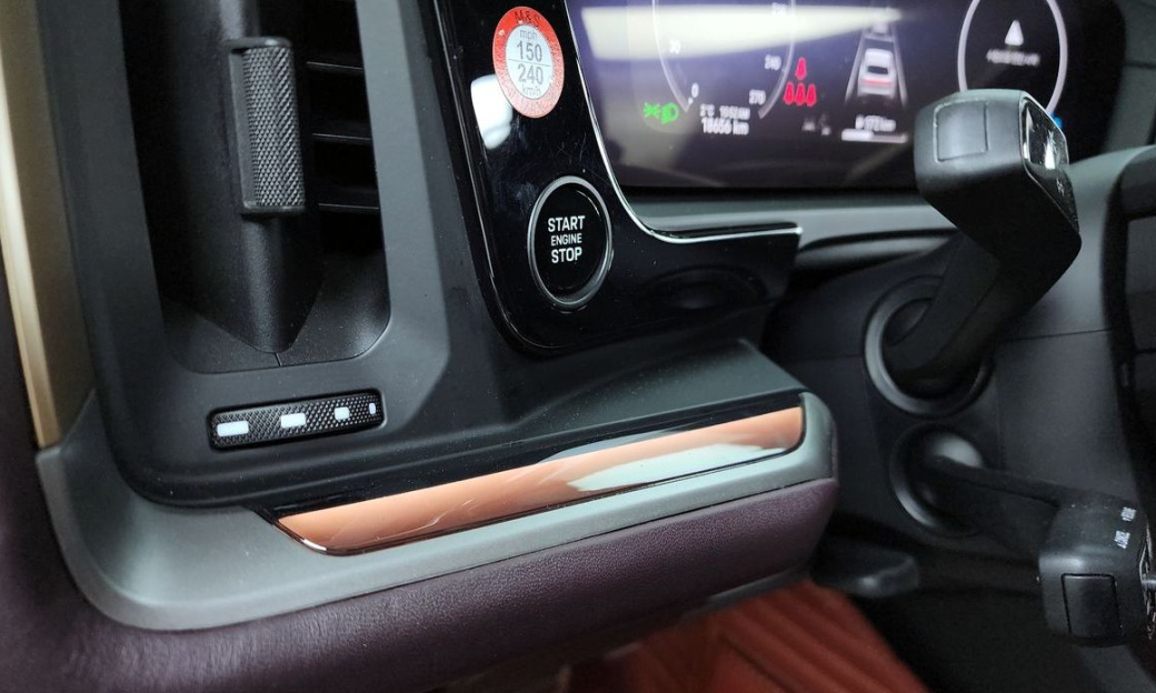 Porsche Cayenne 3.0, 2024