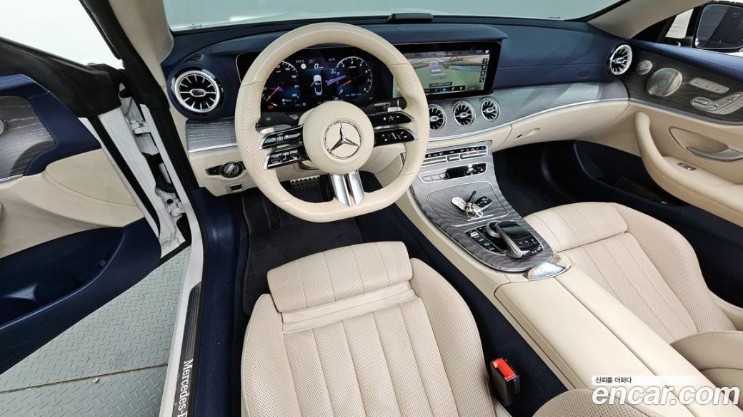Mercedes-Benz E-Class E450 4MATIC Cabriolet, 2022