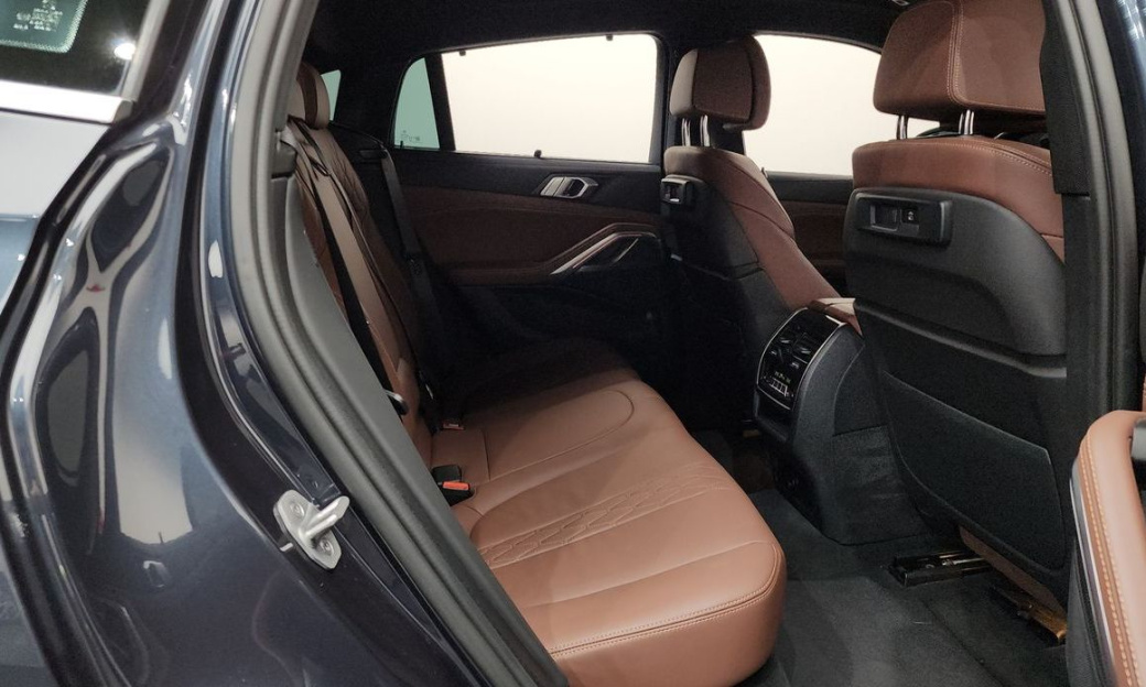 BMW X6 xDrive40i M Sport, 2022