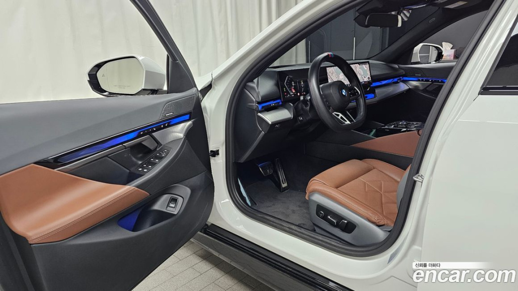 BMW 5-Series 530i xDrive M Sport, 2024