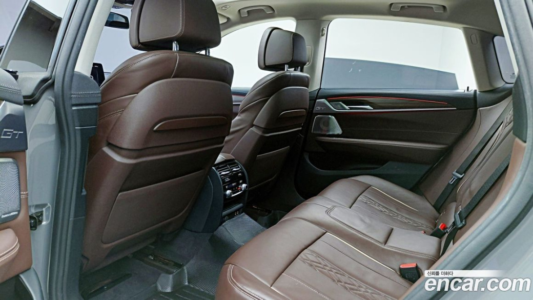 BMW Gran Turismo 630i xDrive Luxury, 2022