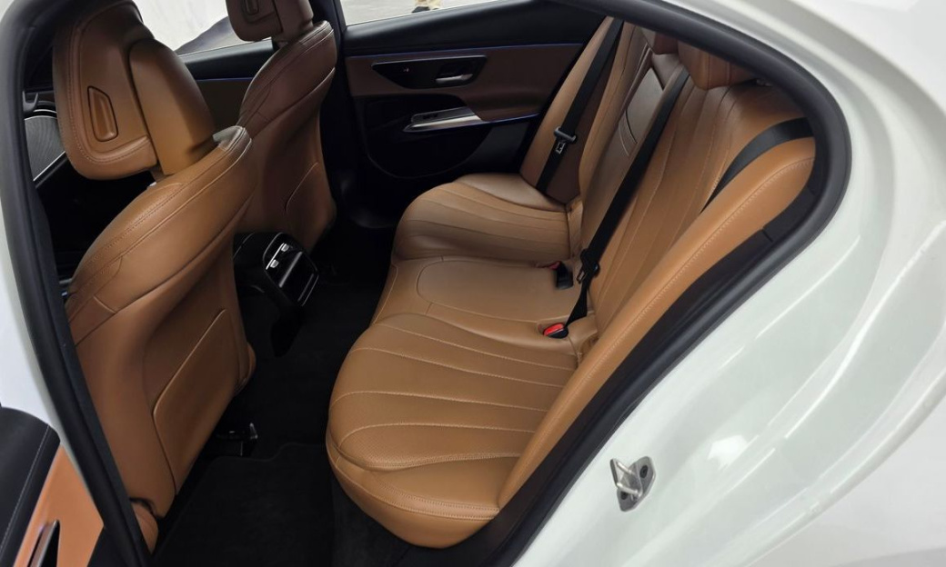 Mercedes-Benz E-Class E200 Avantgarde, 2024