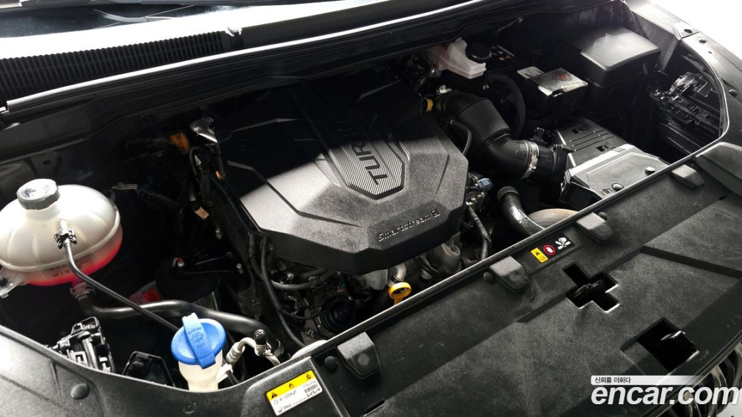 Kia Carnival 7-Seater Signature, 2023