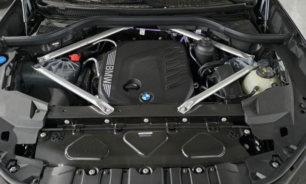 BMW X6 xDrive30d M Sport, 2025