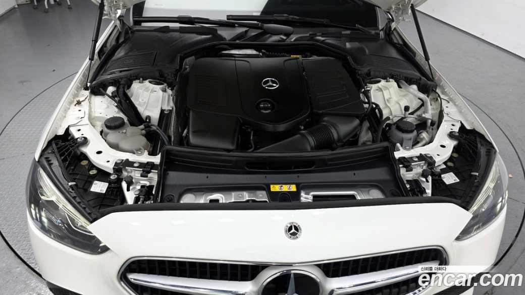 Mercedes-Benz C-Class C200 4MATIC Avantgarde, 2022
