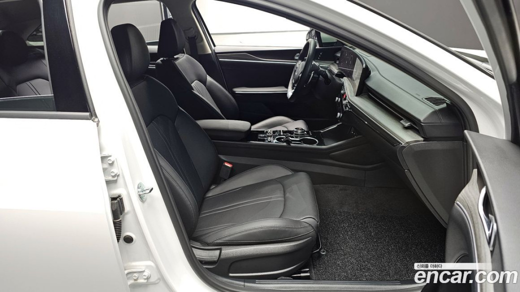 Kia K5 1.6 Turbo, 2026