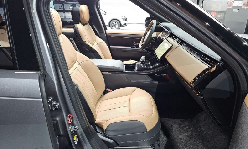 Land Rover Range Rover Sport P400 AB, 2025
