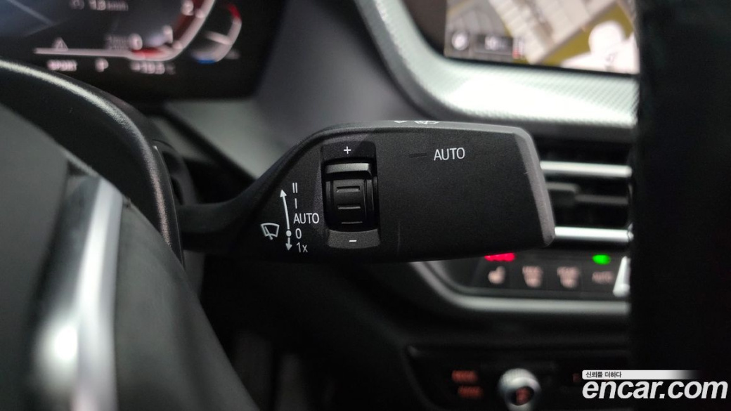 BMW 2-Series 220i Sport, 2024