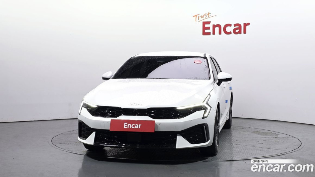 Kia K5 2.0, 2025