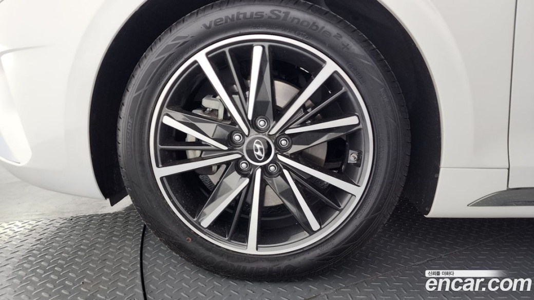 Hyundai Grandeur 2.5, 2022