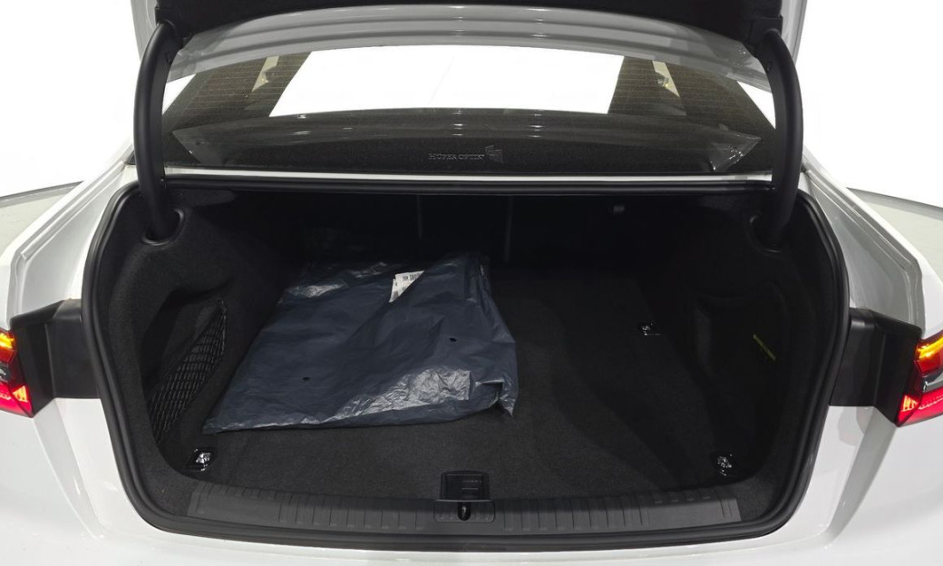 Audi A6 45 TFSI Quattro Premium, 2023