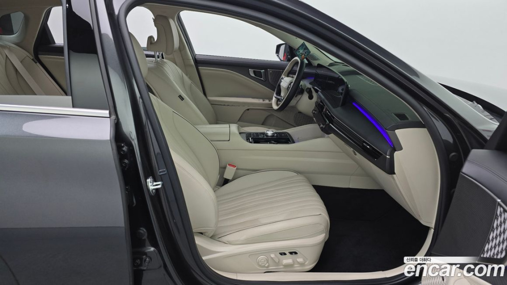 Kia K8 2.5 Gasoline 2WD, 2025