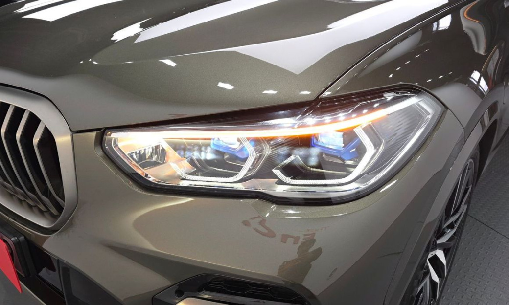 BMW X5 M50i, 2023