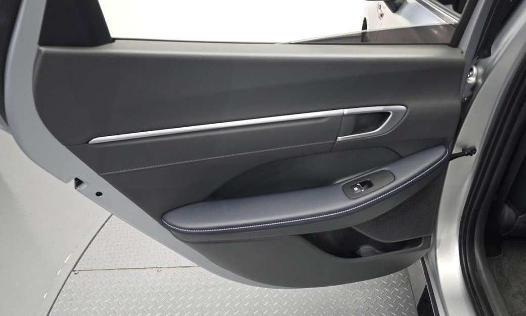 Hyundai Sonata 2.0, 2025
