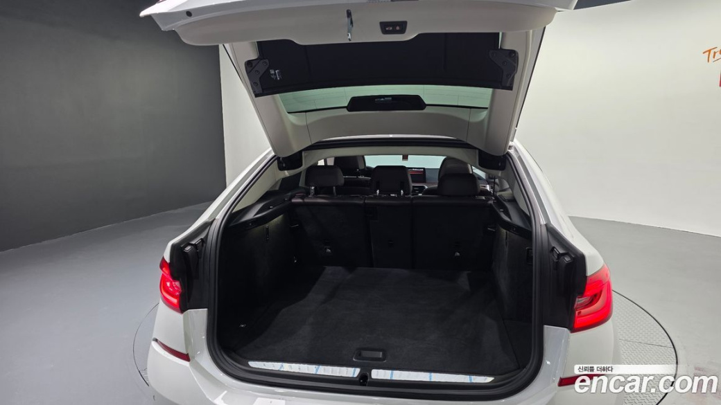 BMW Gran Turismo 630i xDrive Luxury, 2023