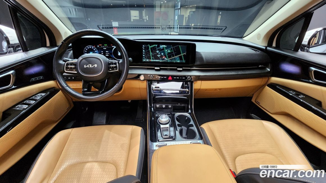 Kia Carnival 9-Seater Signature, 2023