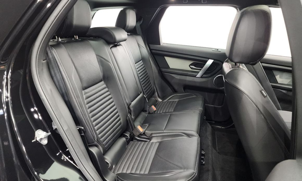 Land Rover Discovery Sport P250 Dynamic SE, 2025