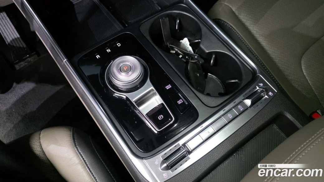 Kia Carnival 9-Seater Noblesse, 2025
