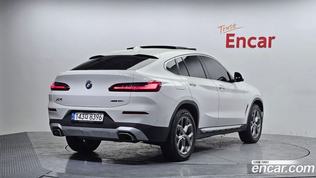 BMW X4 xDrive20i xLine, 2022