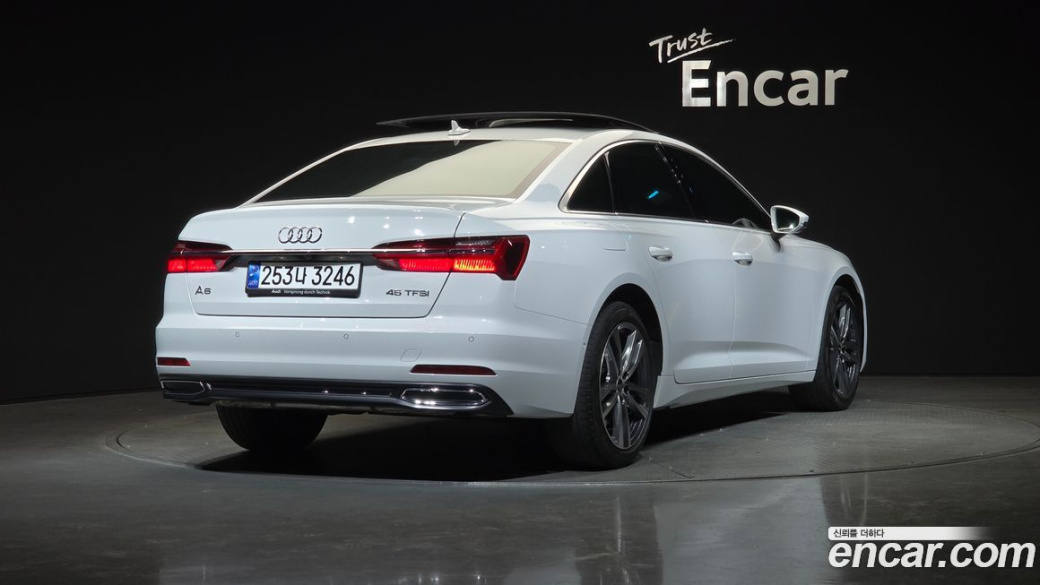 Audi A6 45 TFSI, 2023