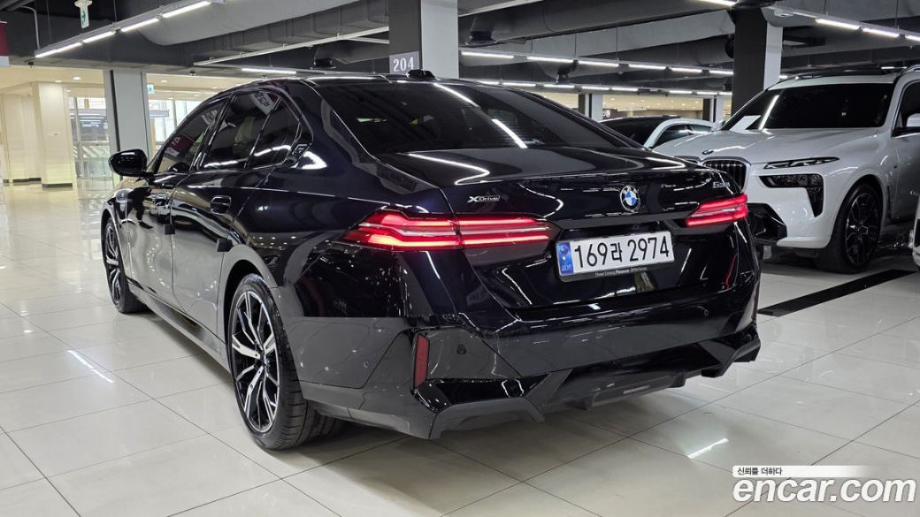 BMW 5-Series 530i xDrive M Sport, 2025