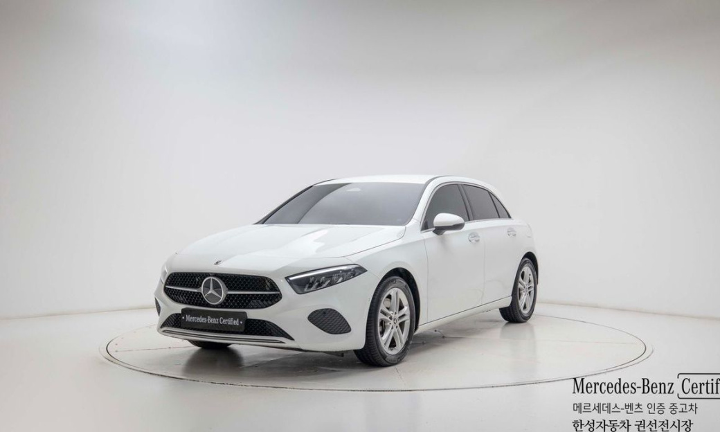 Mercedes-Benz A-Class A220 Hatchback, 2024