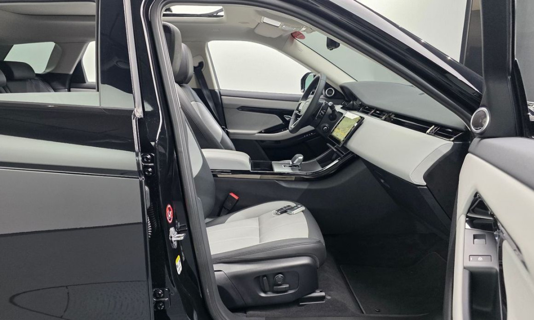 Land Rover Range Rover Evoque P250 Dynamic SE, 2024