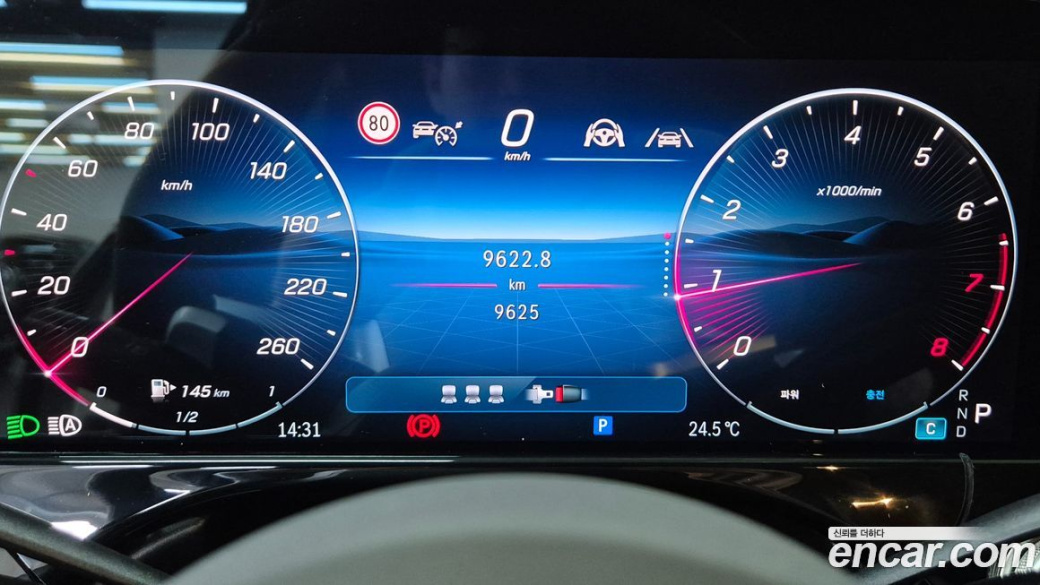 Mercedes-Benz E-Class E300 4MATIC AMG Line, 2025