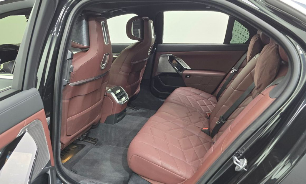BMW 7-Series 740i xDrive M Sport Limited, 2024
