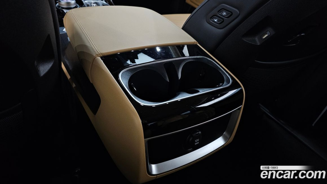 Kia Carnival 7-Seater Noblesse, 2023