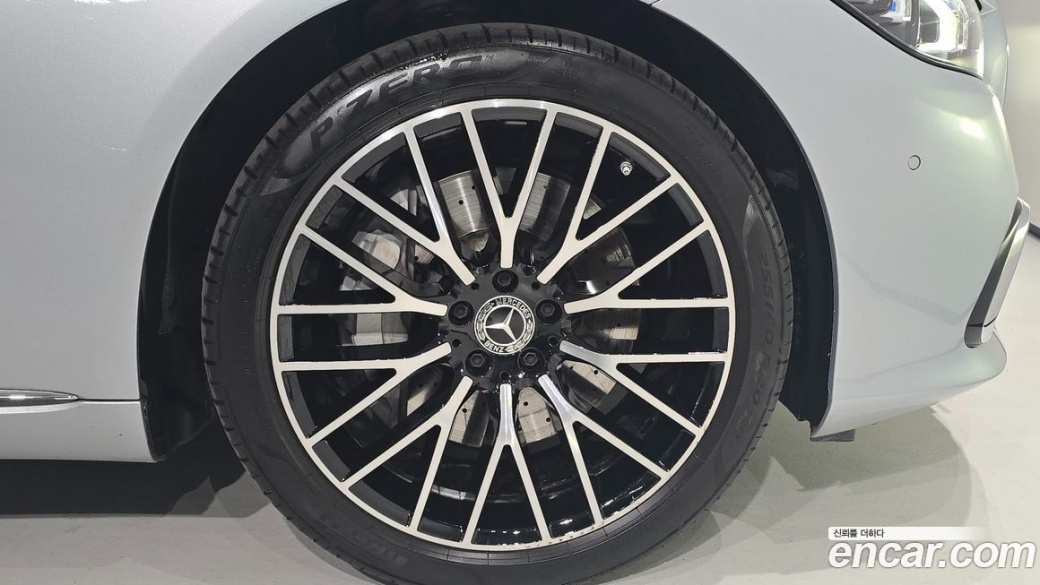 Mercedes-Benz S-Class S580L 4MATIC, 2025