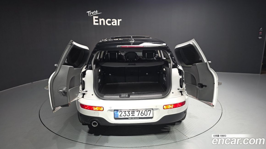 Mini Clubman Classic, 2024