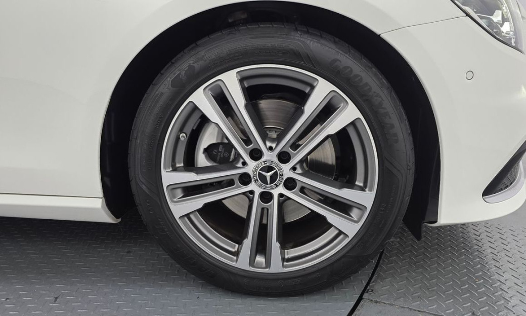 Mercedes-Benz E-Class E250 Avantgarde, 2023