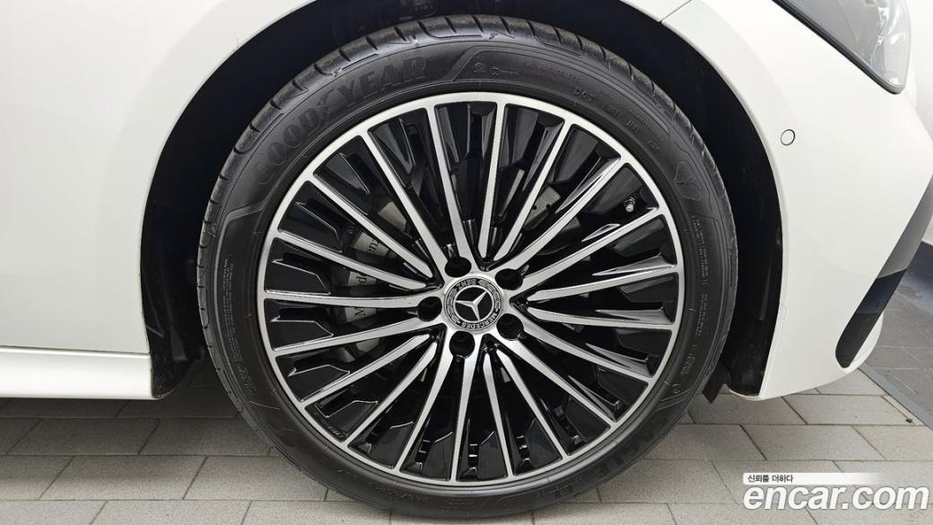 Mercedes-Benz CLE-Class CLE200 Coupe, 2024