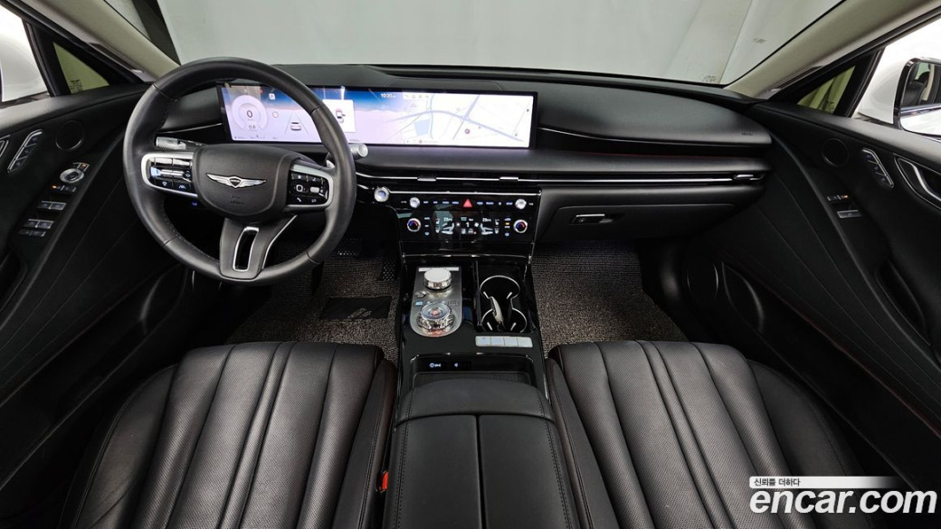 Genesis G80 Gasoline 2.5 Turbo 2WD, 2025